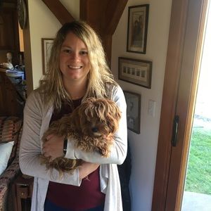 Meet your Posher, Holly